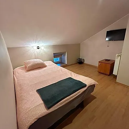 Piątka Noclegi- Łódź