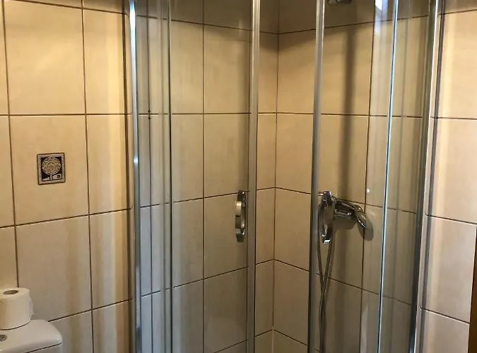 Piątka Noclegi- Motel *