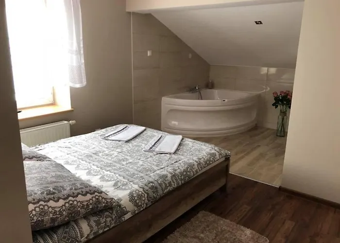 Piątka Noclegi- Łódź