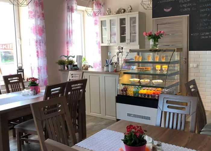 Piątka Noclegi- Motel *