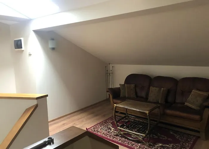 Piątka Noclegi- * Łódź